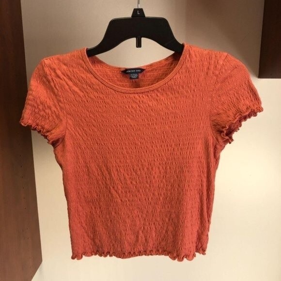 American Eagle Orange Ruched Crop Top Tee - Picture 2 of 5